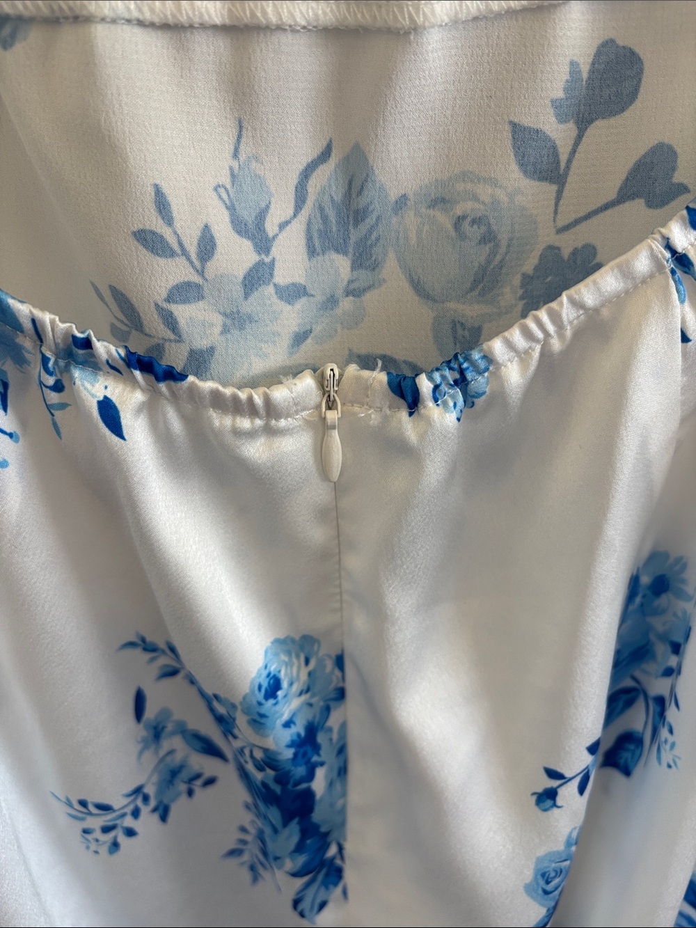 Lucy In The Sky White Blue Floral Satin Maxi Tank Dress Side Slits Women’s Small - Picture 7 of 15